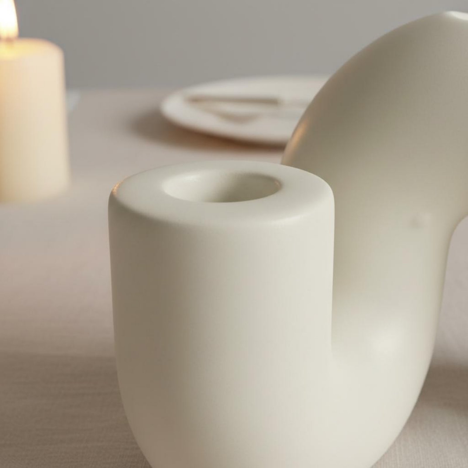 Wavy Ceramic Candle Holder Min - огляд і ціна Candle Holder Decor