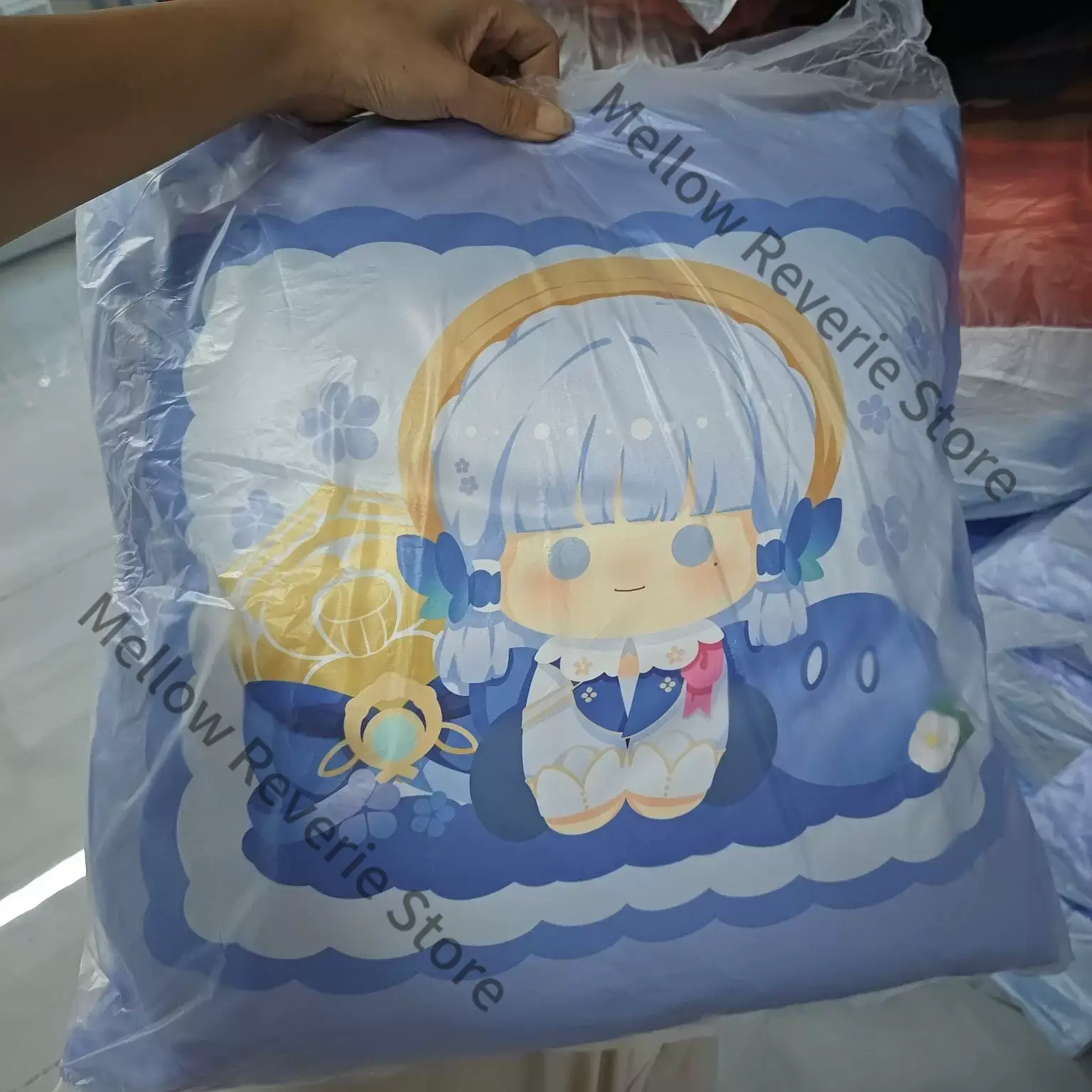 Genshin Impact Furina Scaramou - огляд і ціна Throw Pillow